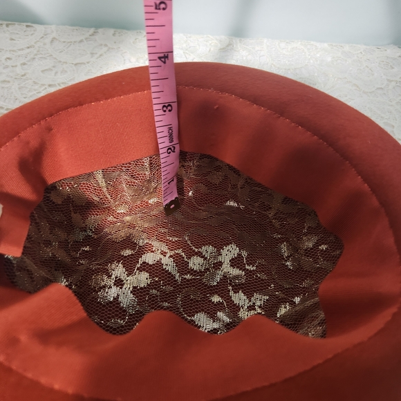 Vintage 1950s Myrtle Of Houston Feather Tilt Hat Orange Wool Felt Pheasant - Picture 11 of 11